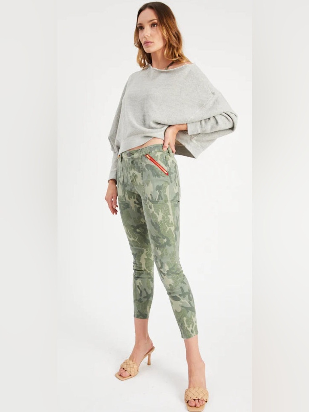 🆕Etienne Marcel Camo Multi-Zip Skinny Jeans Women's size 26 Cropped